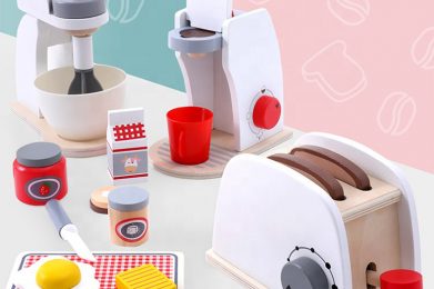 Wooden Happy kitchen toy set custom kids brinquedos bread maker wooden toaster toy Educational Toys